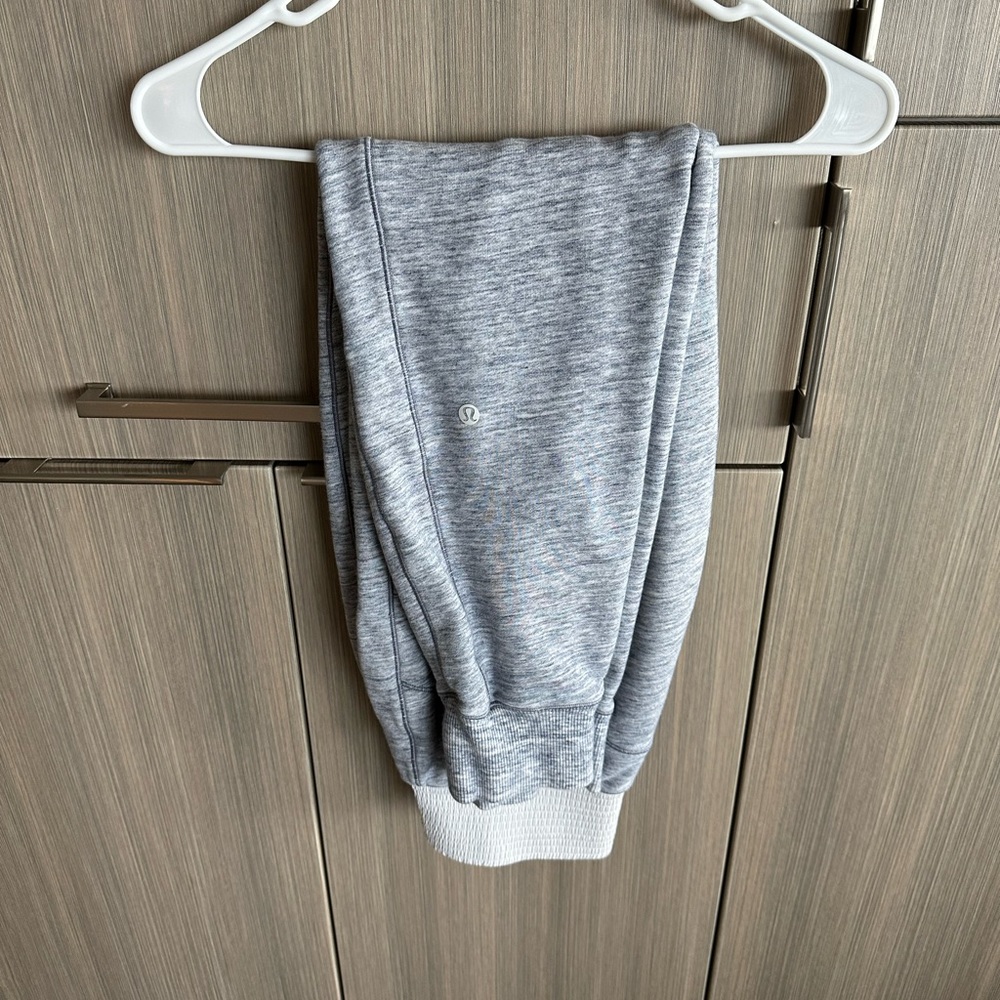 lululemon athletica Gray Heather Jogger Track Pants - Picture 2 of 10